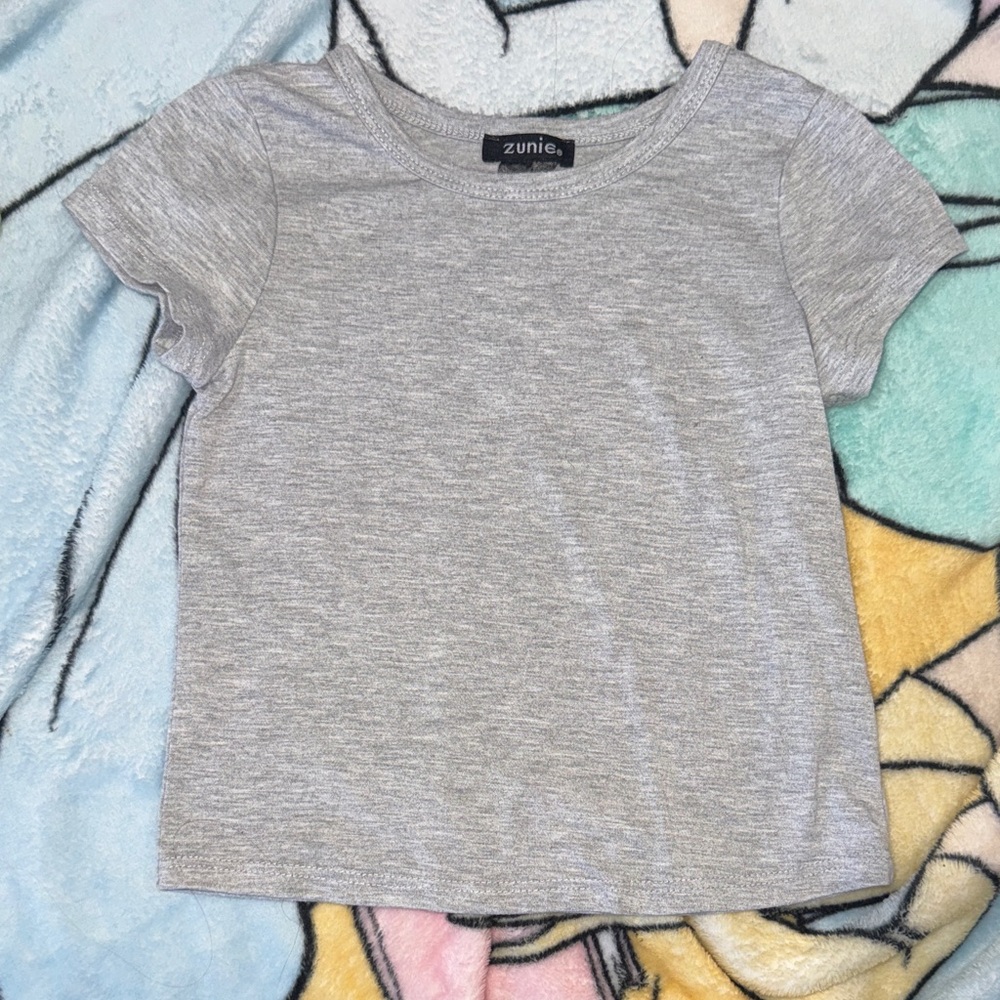 Zunie Heather Gray w Gymnastics unitard! Short Sleeve Tee